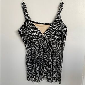 🔵Black and White Patterned Women's bathing top